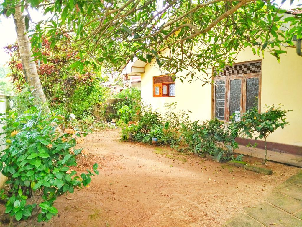 Hikkaduwa Home Stay Eksteriør billede